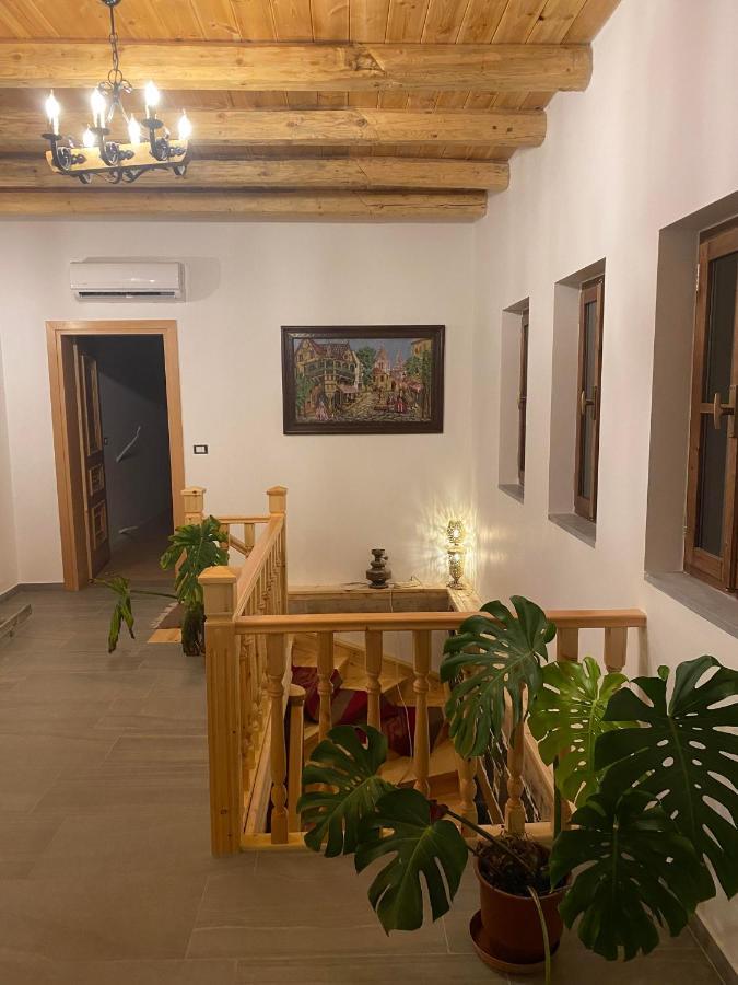 Hotel Kaso Ervehe Përmet Kültér fotó