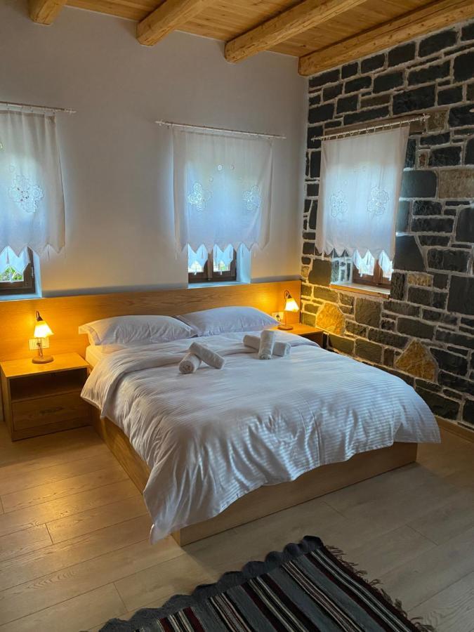 Hotel Kaso Ervehe Përmet Kültér fotó