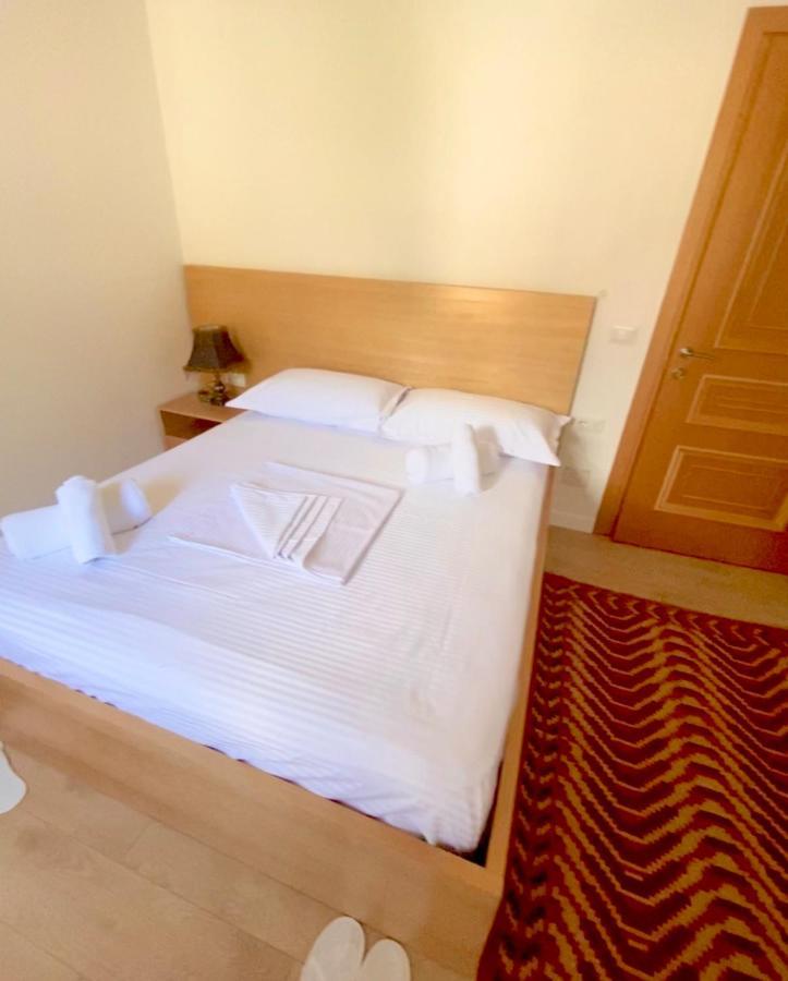 Hotel Kaso Ervehe Përmet Kültér fotó